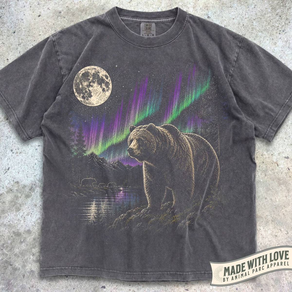 Grizzly & Northern Lights Tee