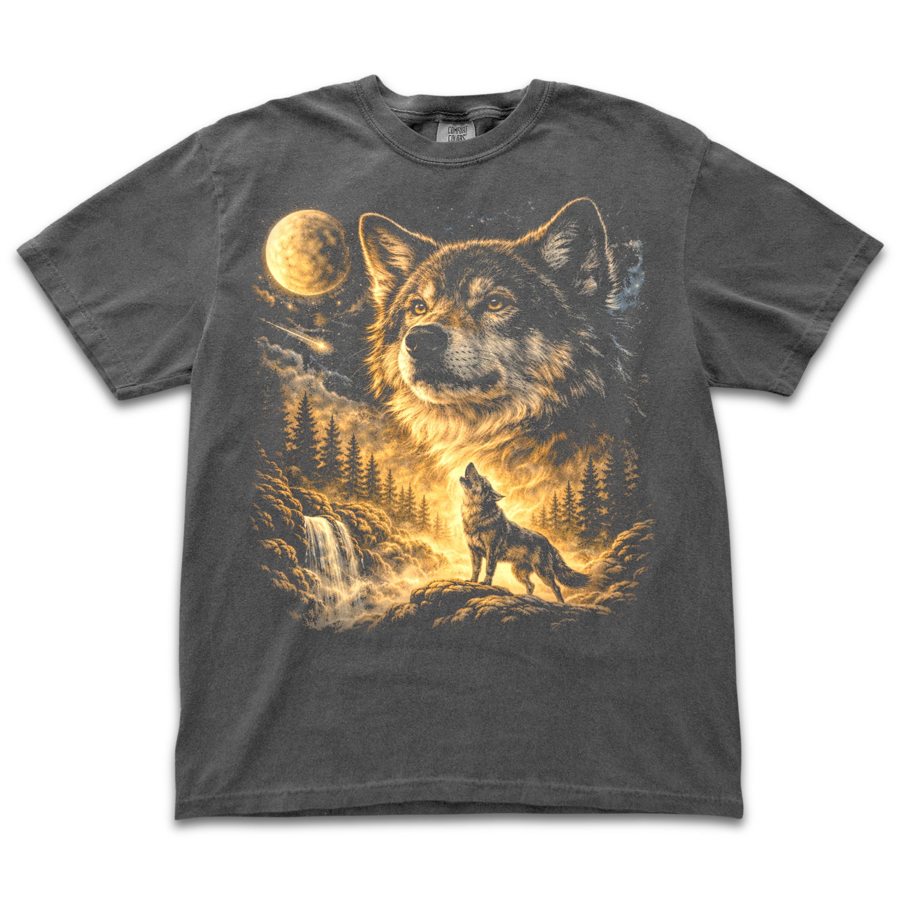 Wolf Howling to the Moon