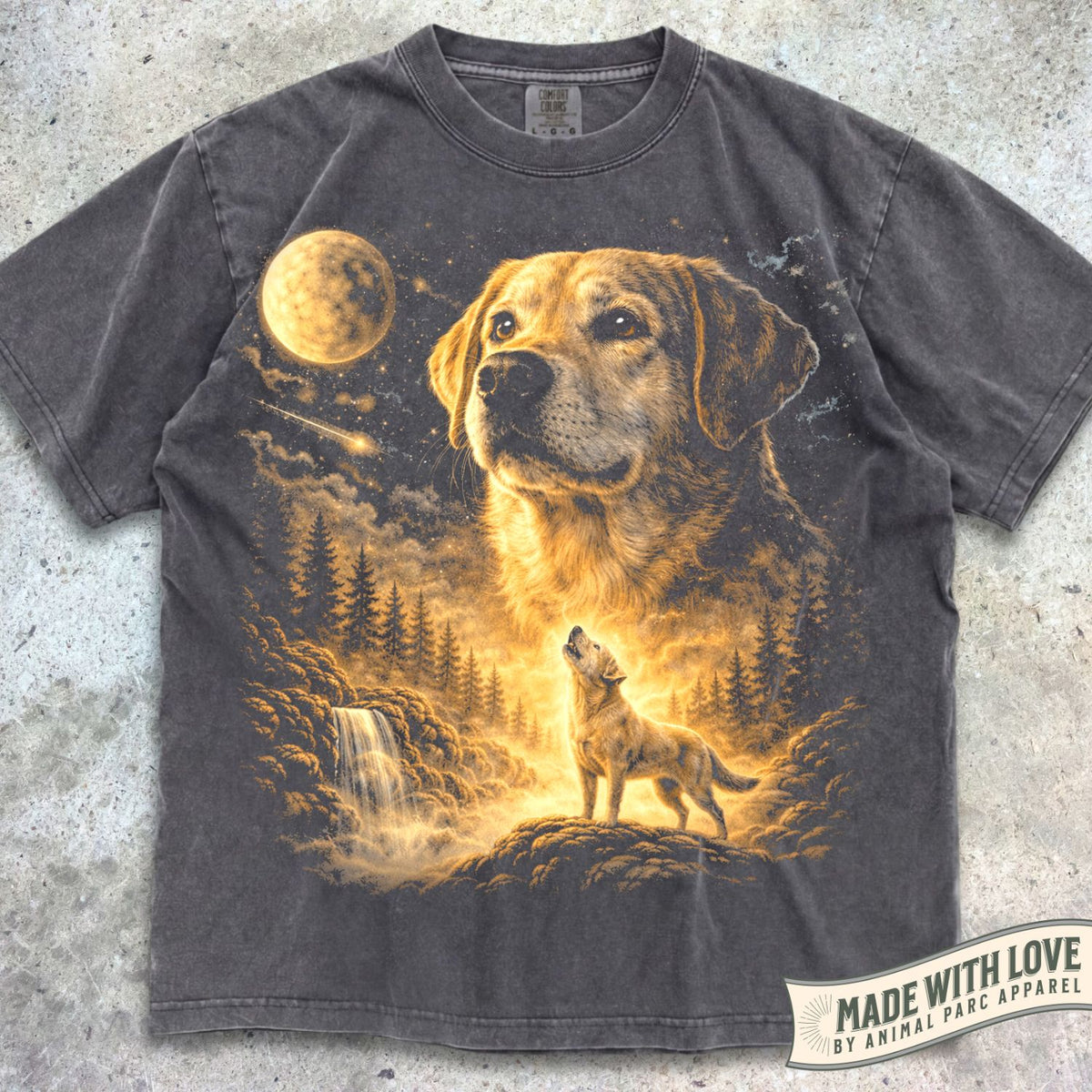 Labrador Howling Moon Tee