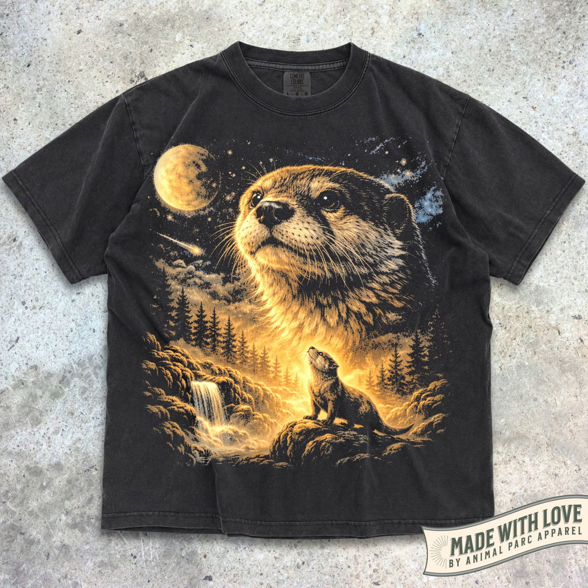 Howling Otter Tee