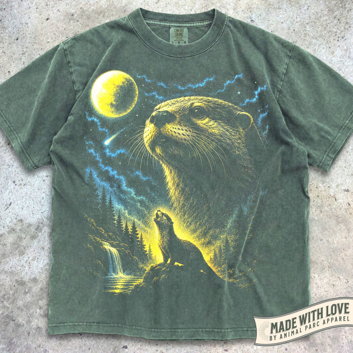 Howling Otter Tee